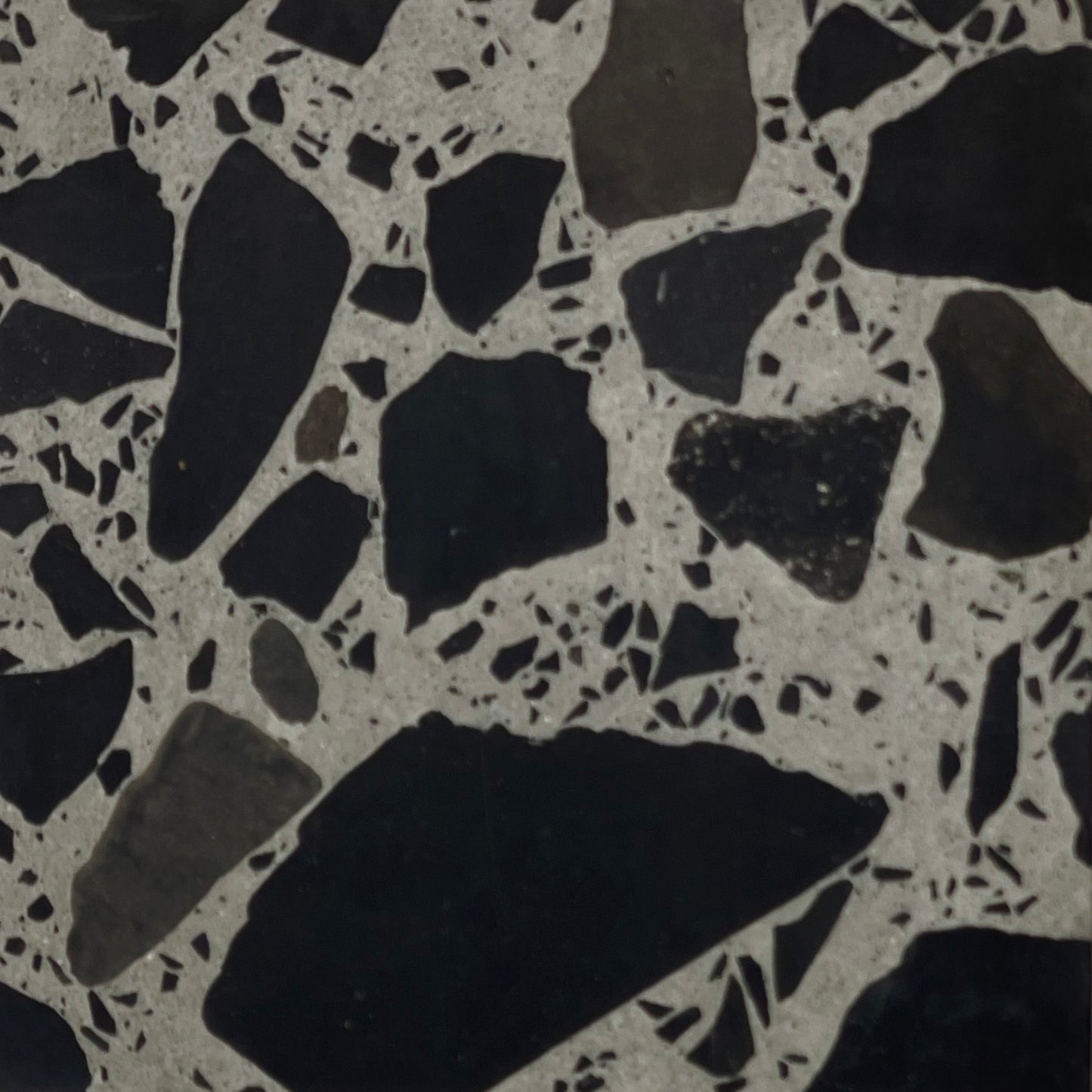 Silk Gray Terrazzo - Mix Size Stone Grains